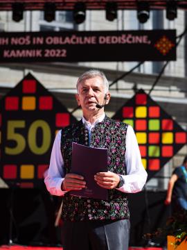 Izjemen obisk zaznamoval 50. Dneve narodnih noš in oblačilne dediščine v Kamniku (Blaž T. Muc)  (149)